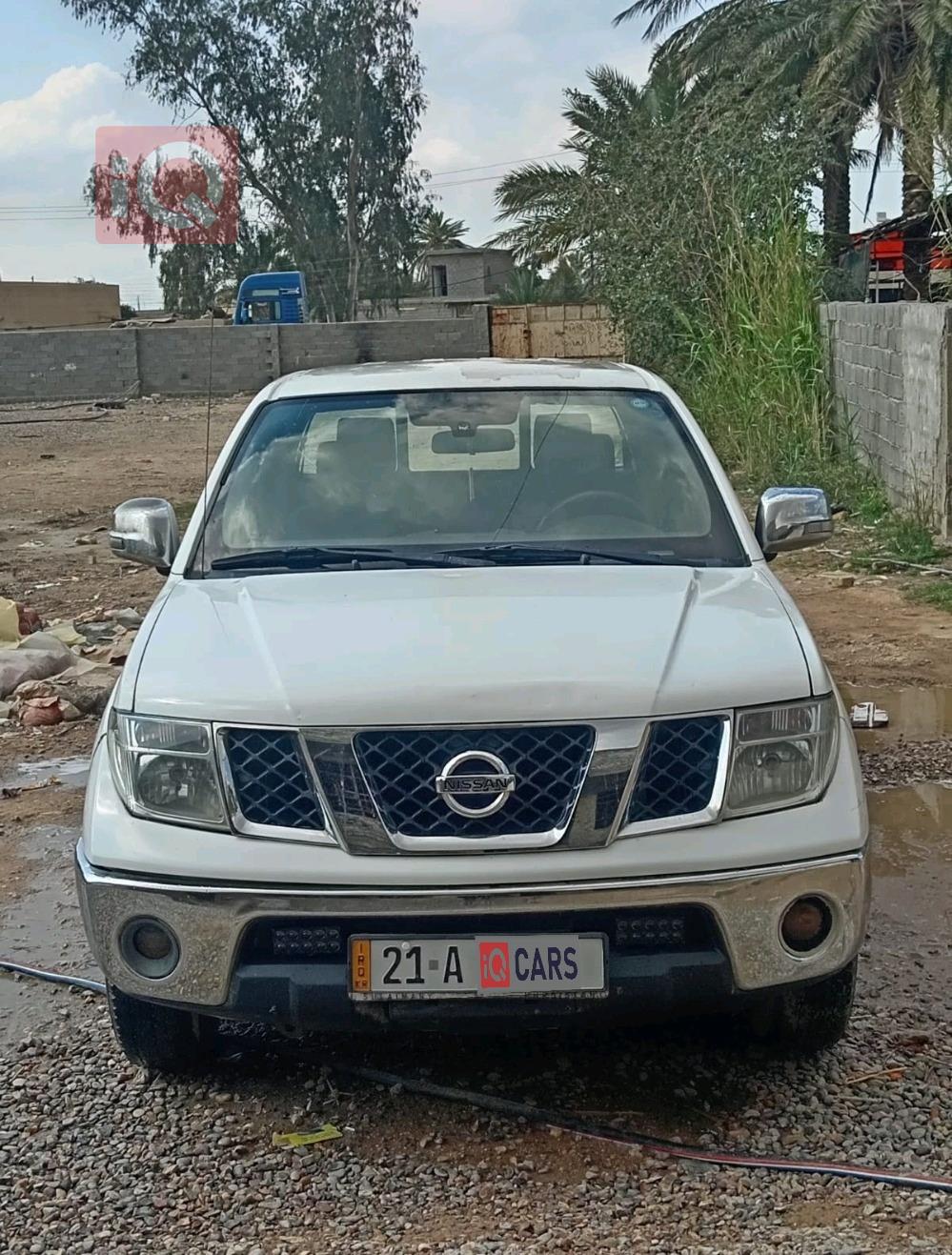 نیسان نەڤارا